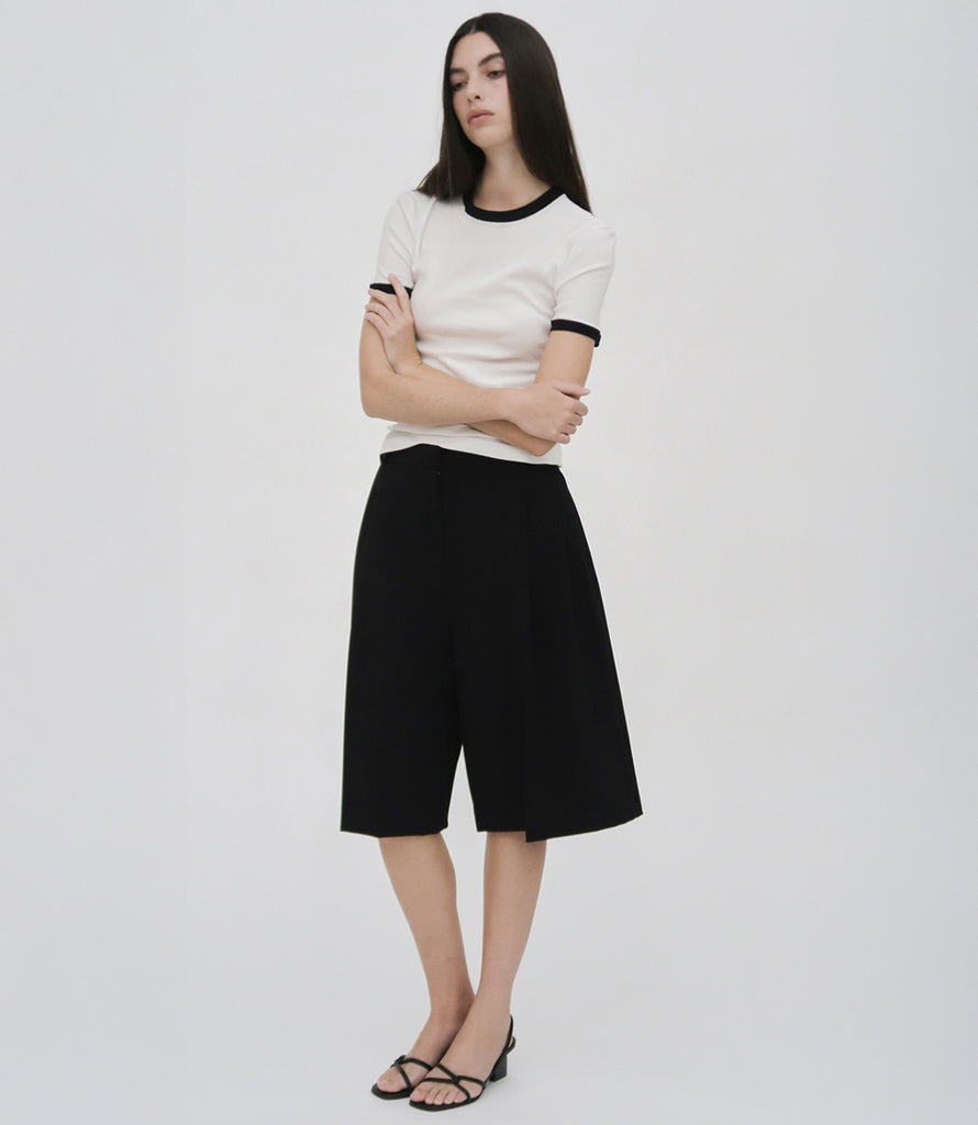 WIDE PLEAT FRONT SHORTS - TECH CADY