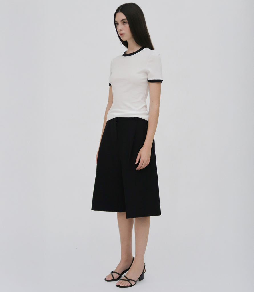 WIDE PLEAT FRONT SHORTS - TECH CADY