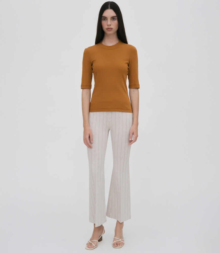 CROPPED SLEEVE T-SHIRT