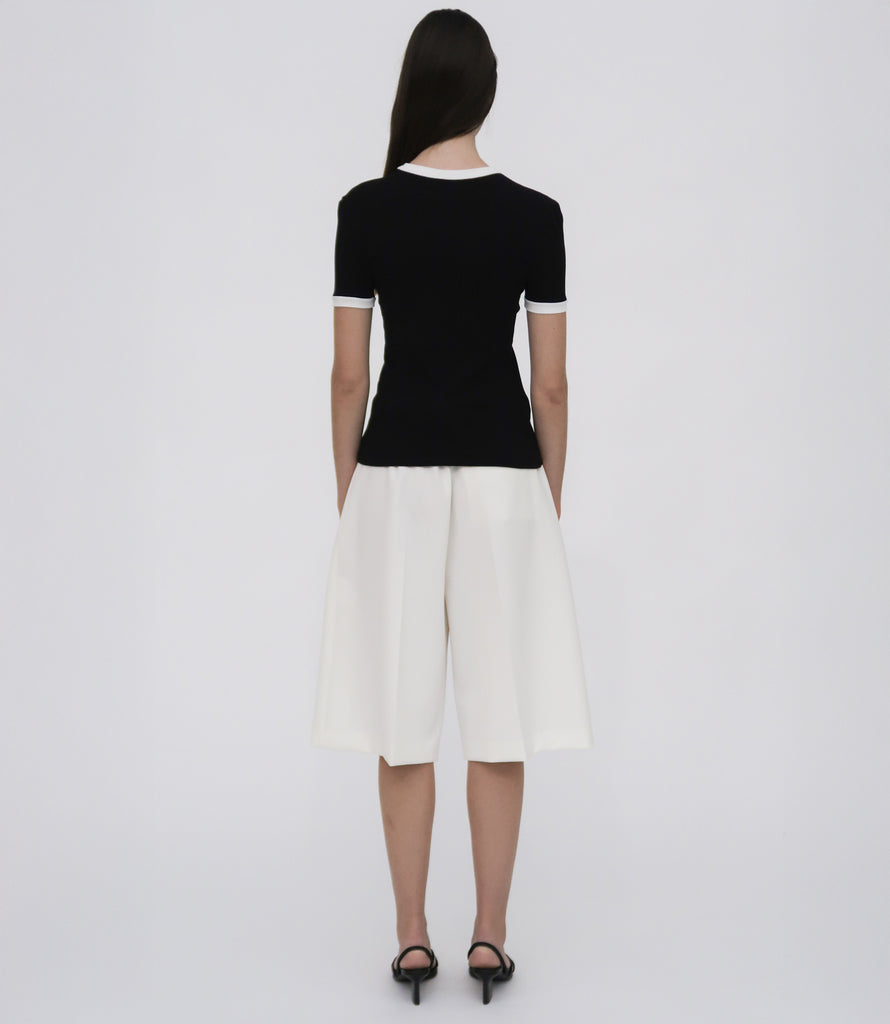 CONTRAST RIB T-SHIRT