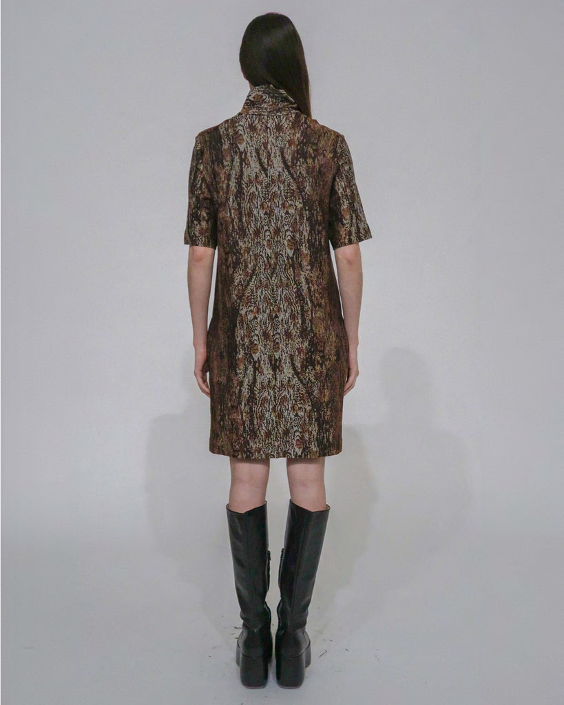 TURTLENECK SHIFT DRESS - WOODGRAIN