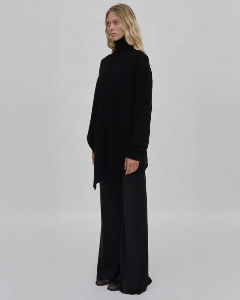 RIB PANELED TURTLENECK
