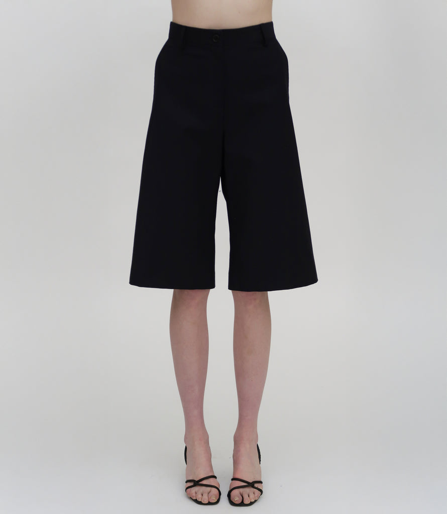 BERMUDA SHORT - STRETCH COTTON SHANTUNG